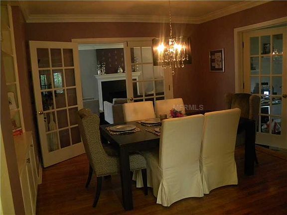 3rd image of 2411 W Parkland Blvd