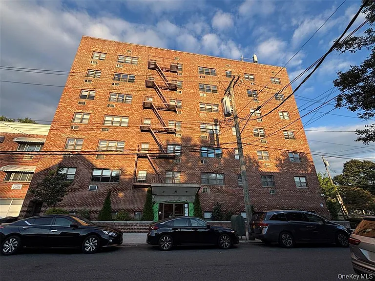 4200 Herkimer Pl #6E — Photo 24