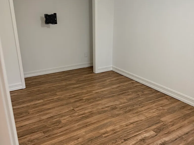 436 Lillian Dr #B — Photo 8