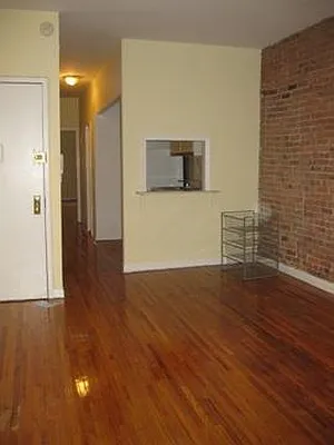 Rented by CitySites Real Estate Group | media 15