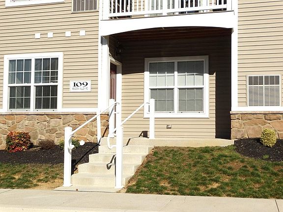 Entrance to Apartment
