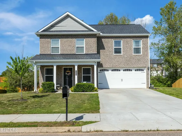 728 Sandpiper St, Maryville, TN 37801
