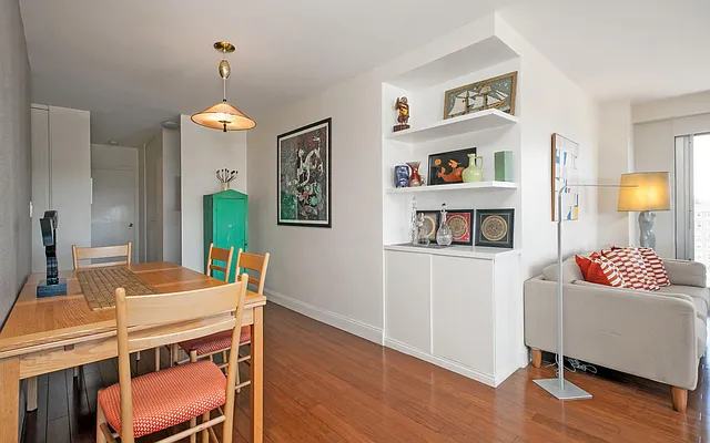 Sold by Nortrud Wolf Spero, LREB | media 56