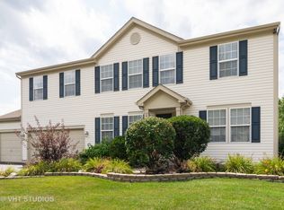 1199 Meadow Dr, Batavia, IL 60510
