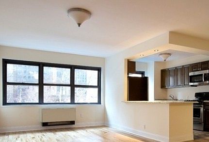 1st image of 143 Franklin St #5D
