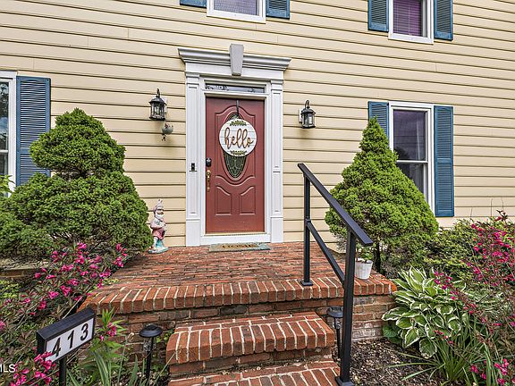 2nd image of 413 Coralwood Dr