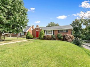 512 Crescent Boulevard Ext, Crescent, PA 15046