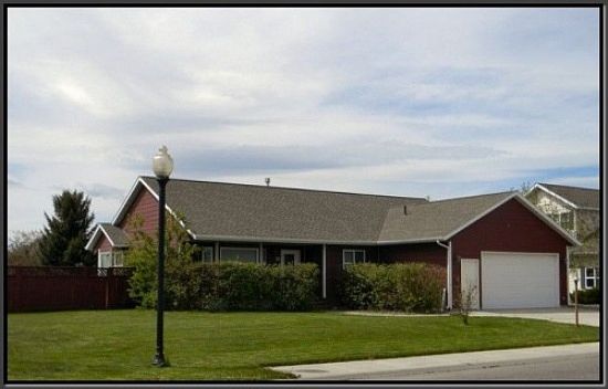 1st image of 18 Sibley Ln