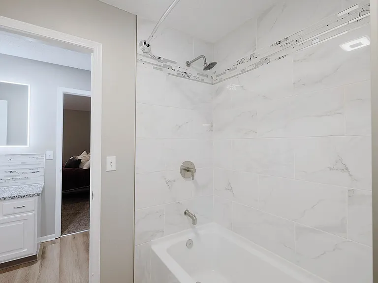Chestnut Heights Townhomes — Photo 14