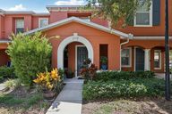 Hawthorne Trace Ln-S0908-002.jpg