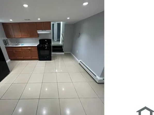 353 Beach 46th St Floor 1, Far Rockaway, NY 11691