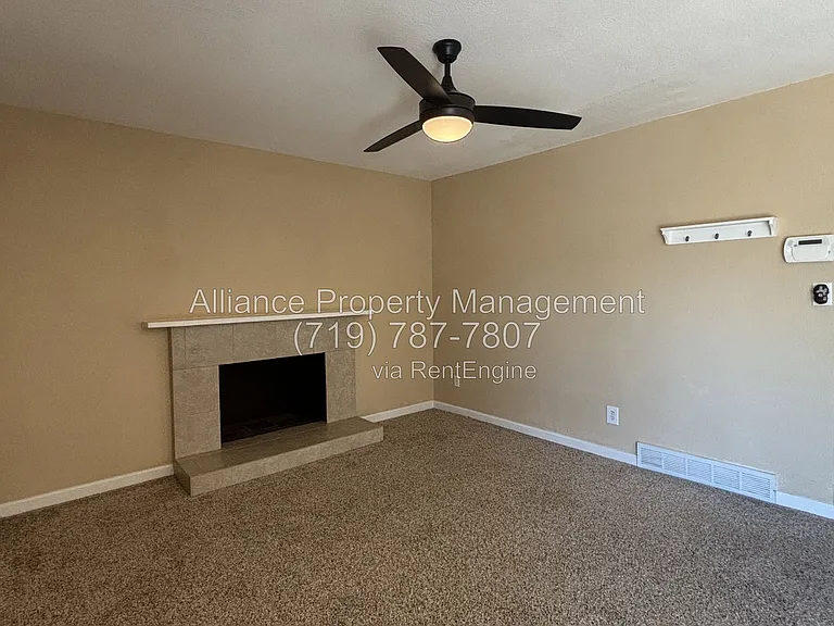 3823 Windsong Ct — Photo 12