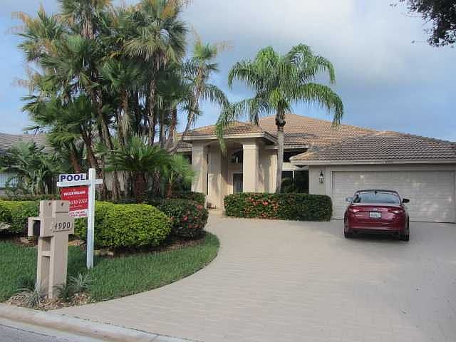 1st image of 4990 NW 101st Ave