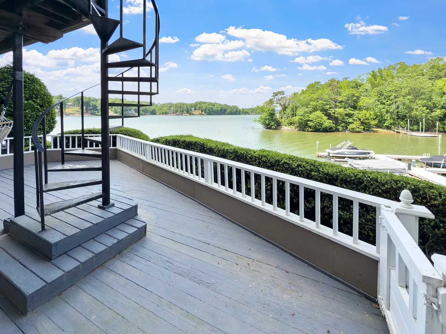 3 bed, 1981 sqft, $2,995 — Photo 3