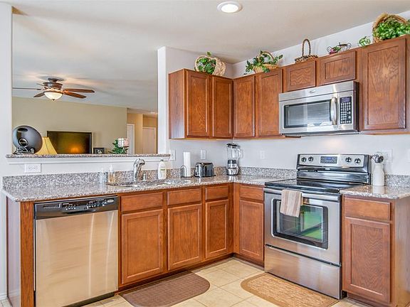 2nd image of 300 Amethyst Dr