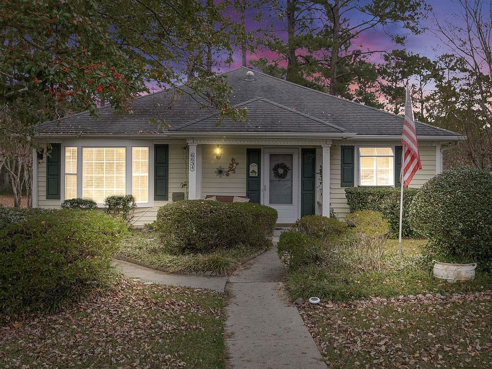 1st image of 6634 Greenslake Point