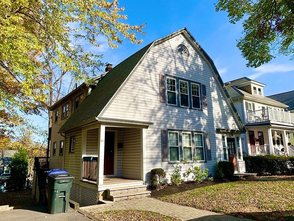 1st image of 85 Bennett St #1