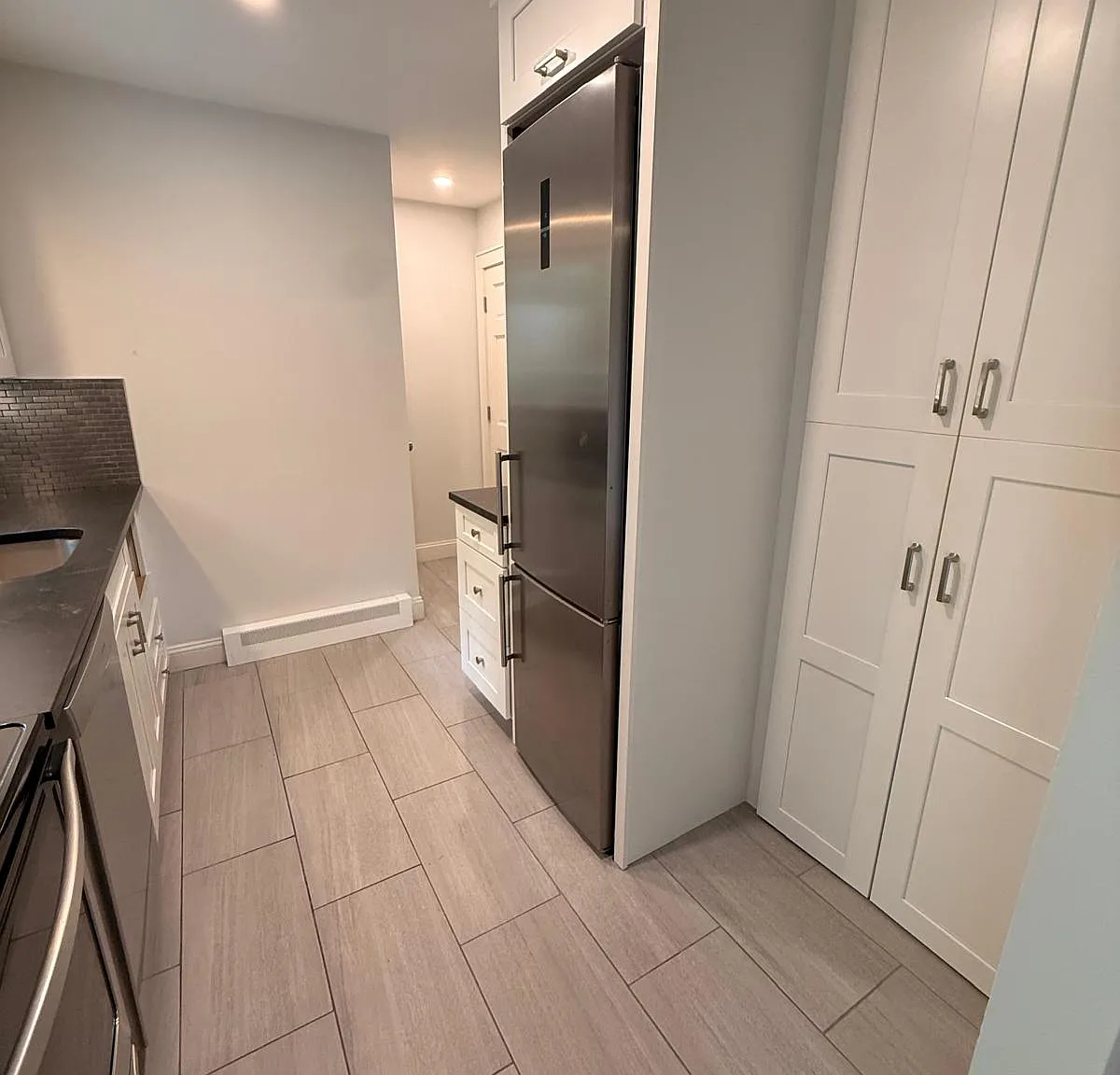 24A Van Wicklen Ct, Northport — Photo 2