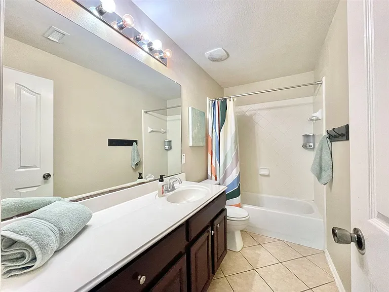 33010 Greenfield Forest Dr — Photo 35