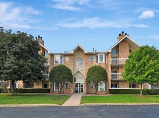 7809 Bristol Park Dr UNIT 1SW, Tinley Park, IL 60477