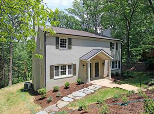 1814 Yorktown Dr, Charlottesville, VA