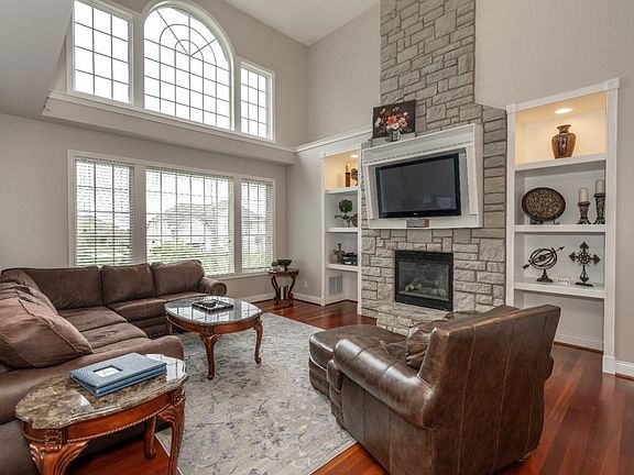 4th image of 4598 Guildford Dr