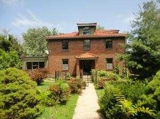 11206 E Bannister Rd, Kansas City, MO 64138