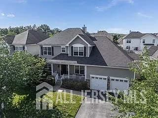 42 Pony Ln