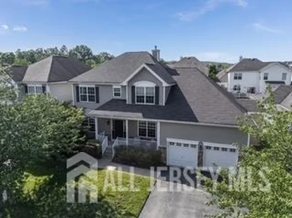 42 Pony Ln, Flemington, NJ 08822