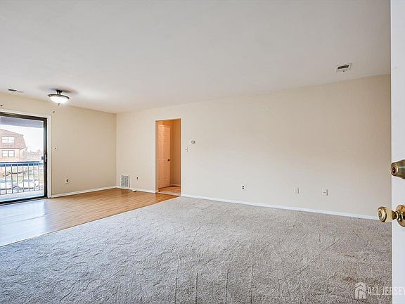 4th image of 111 Beverly Hills Ter APT E