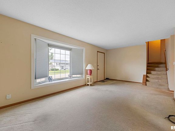 2nd image of 2238 N Thornwood Ave