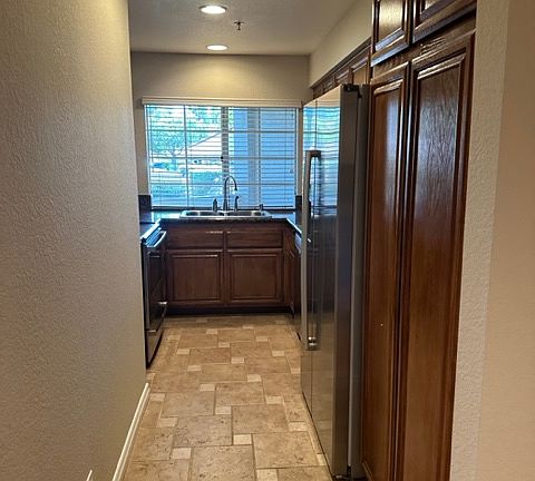 5th image of 5837 Oak Bend Ln Unit 104
