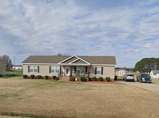 45 Serenity Pointe Dr, Selma, NC 27576