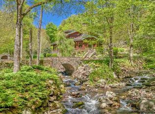 397 Moonhaw Rd, West Shokan, NY 12494