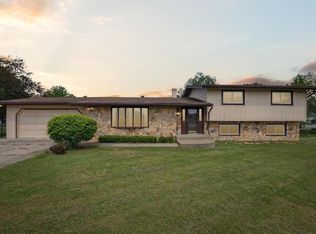 5871 Squires Rd, Jackson, MI 49201