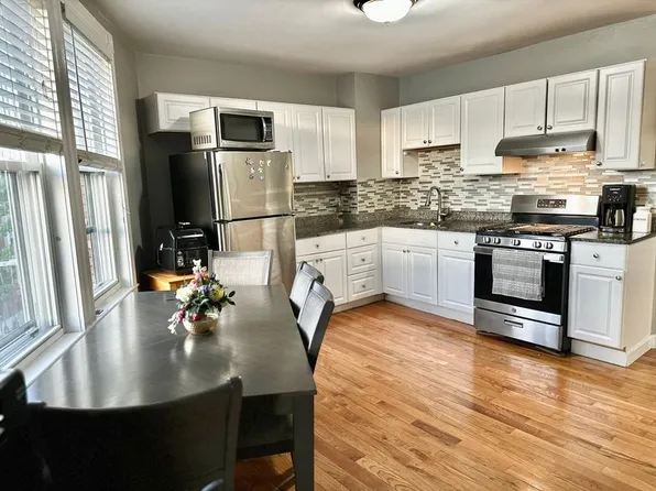 139 Park St #4, Chelsea, MA 02150