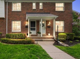 22959 Gary Ln, Saint Clair Shores, MI 48080