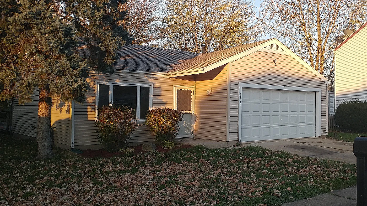 2241 Larkspur Ct photo 1