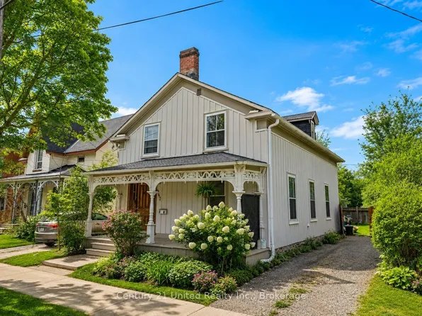 667 George St N, Peterborough, ON K9H 3S7