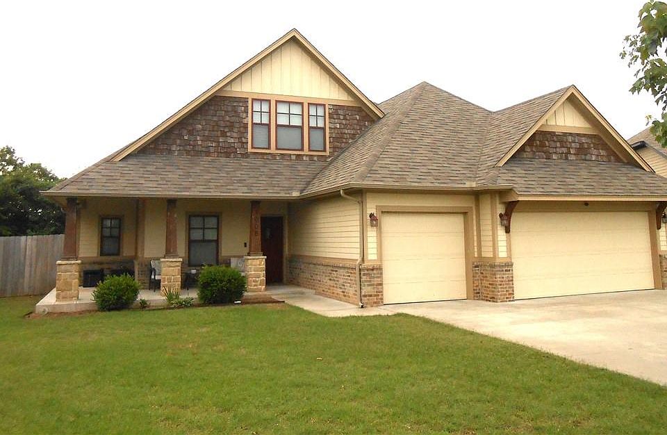 1st image of 1008 NE 20th Pl