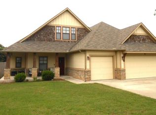 1008 NE 20th Pl, Moore, OK 73160