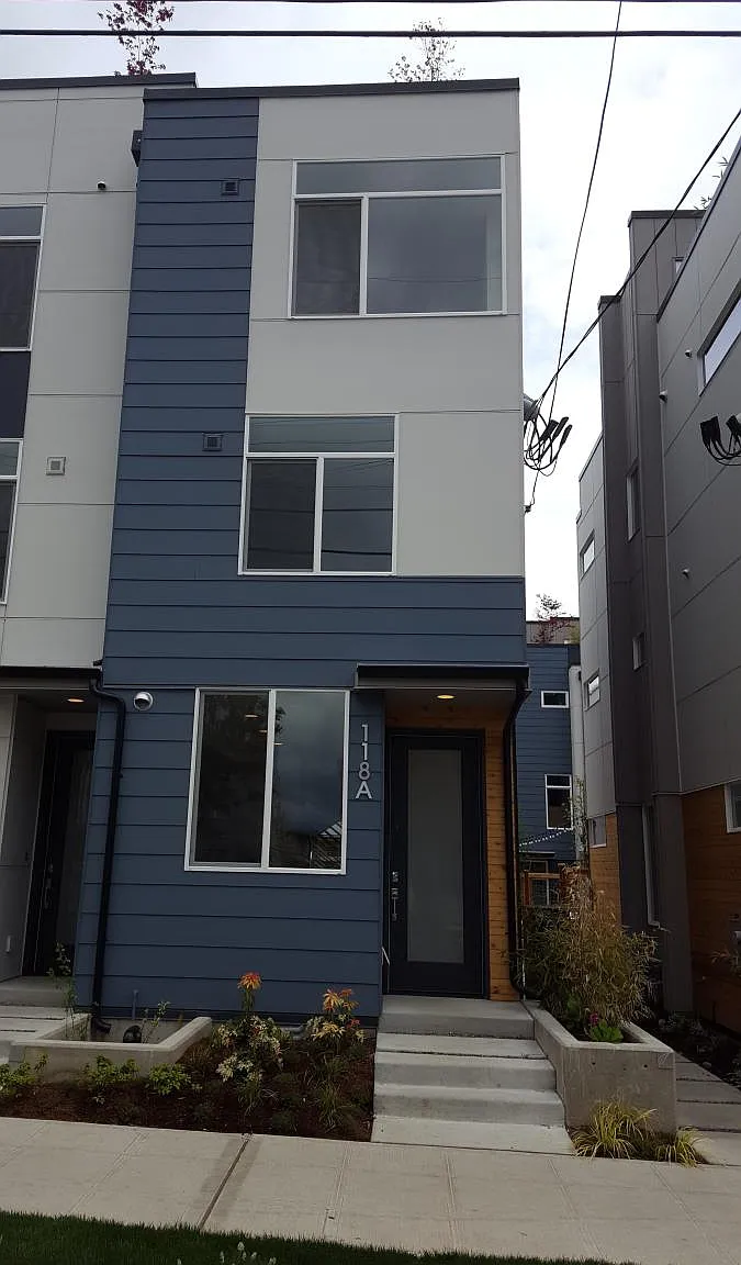 118 20th Ave — Photo 4