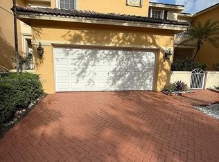 5543 NW 112th Pl, Doral, FL 33178