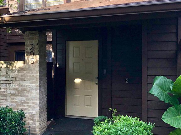 2nd image of 2611 Grants Lake Blvd APT 205