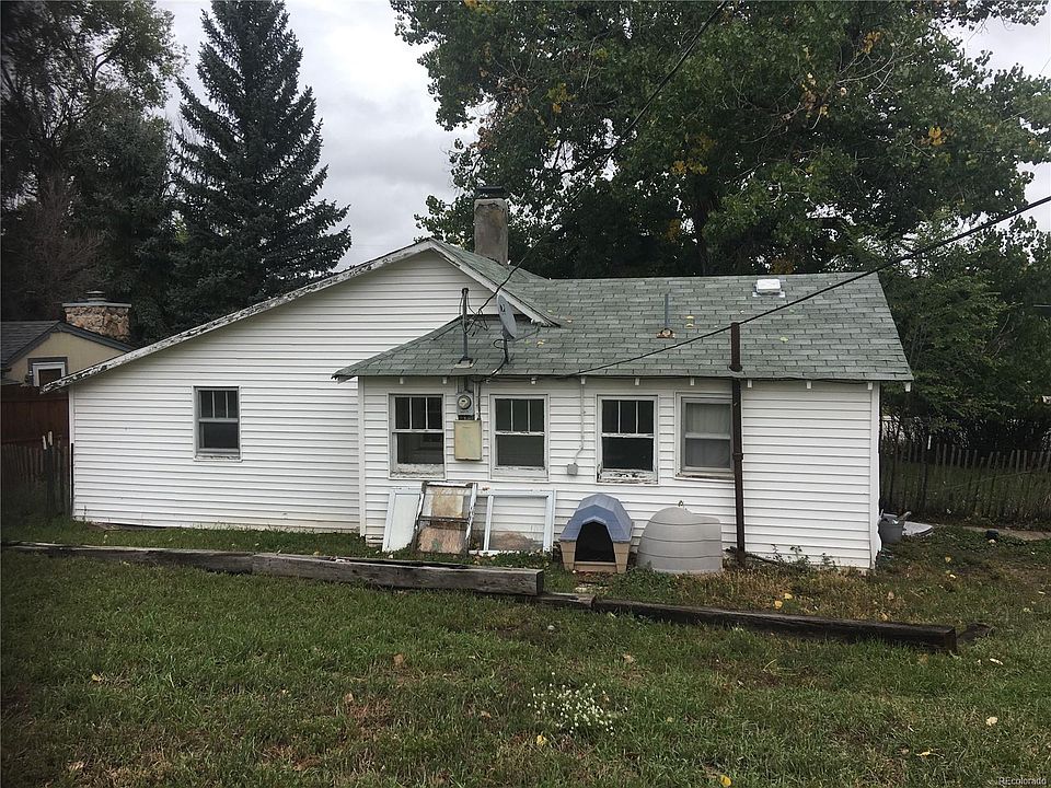 2nd image of 471 S Main St