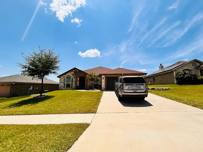 3902 Anvil Range Rd — Photo 1