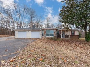 1470 Highway 104 N, Cedar Grove, TN 38321