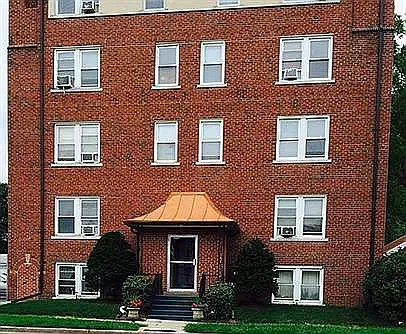 100 Miami Road — Photo 1