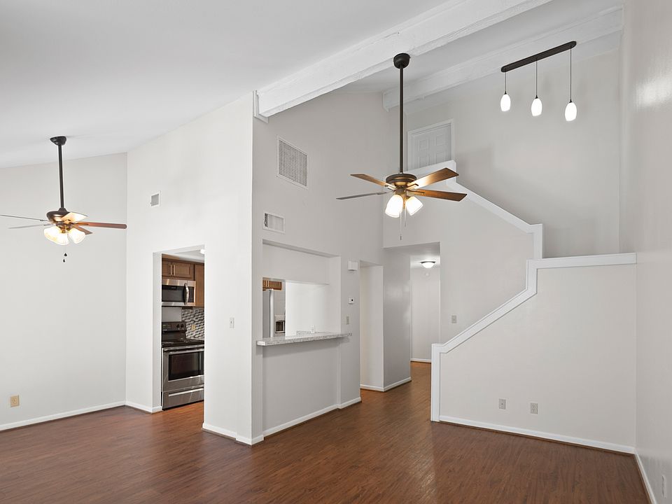 Spacious Living Dining Combo; Vaulted Ceilings