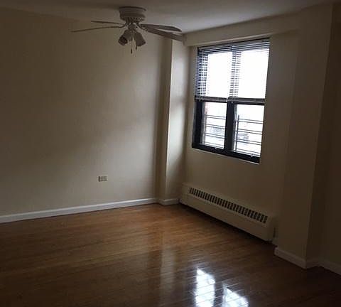 2nd image of 8805 Merrick Blvd APT 5B